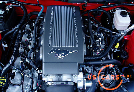 2007 FORD MUSTANG --- Motor-Abdeckung