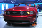 mustang_autoshow_c8.jpg (129kb)