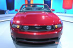 mustang_autoshow_e7.jpg (124kb)